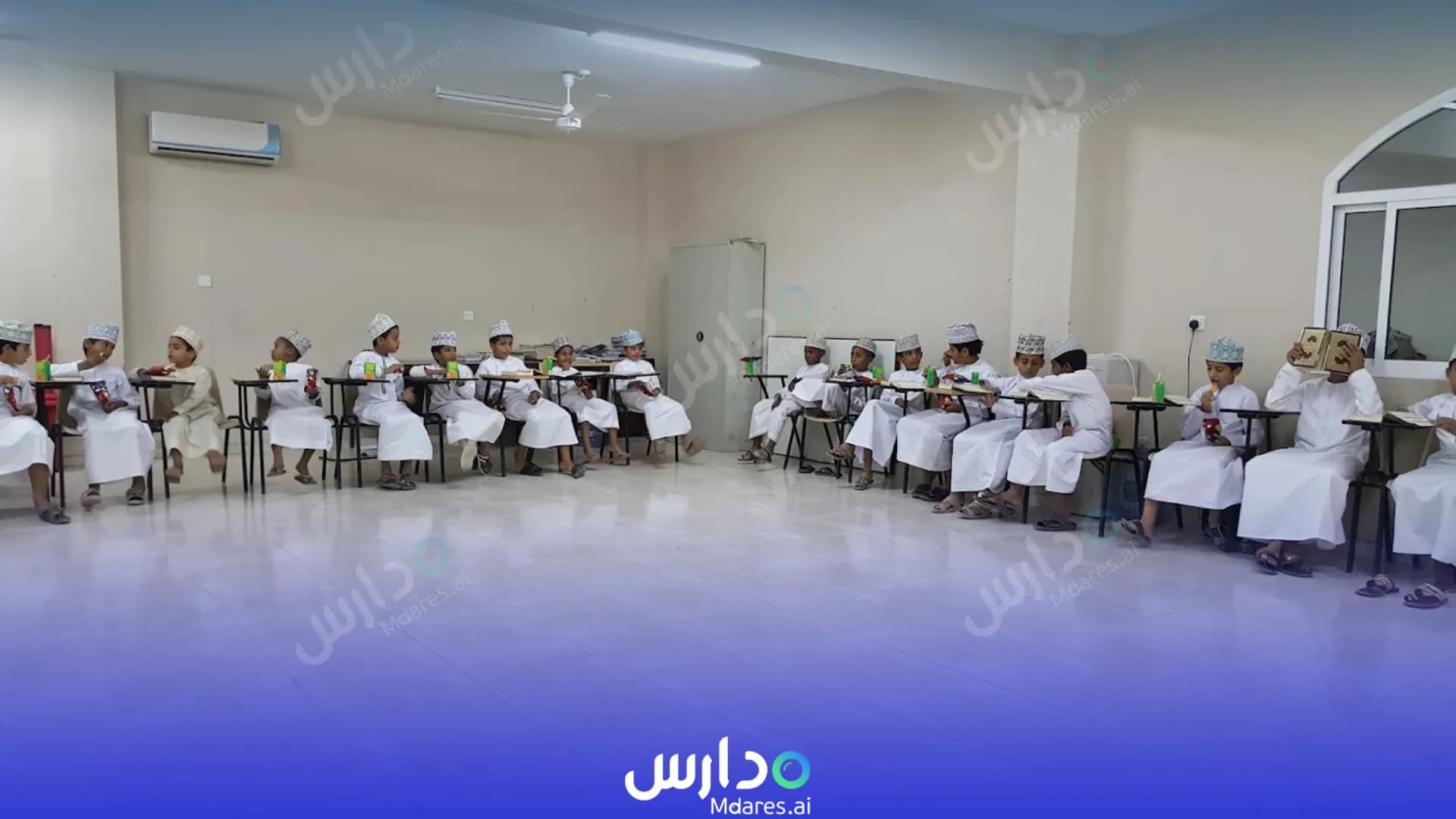 عنوان Aldhekr Alhkeam school Al Dakhiliyah