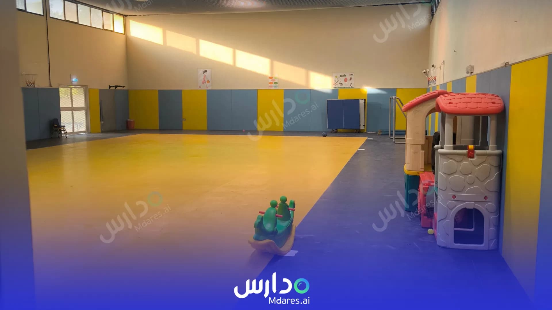 مواعيد مدرسة رواد الظفرة الخاصة أبوظبي