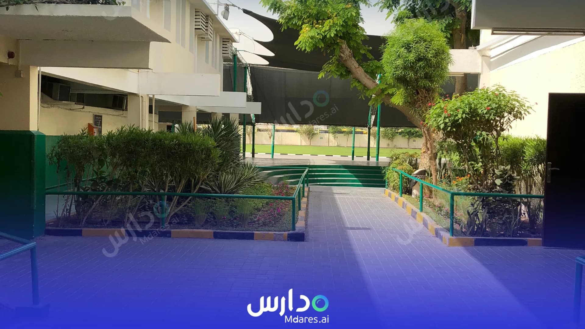 عنوان Ibn Seena English High School Sharjah