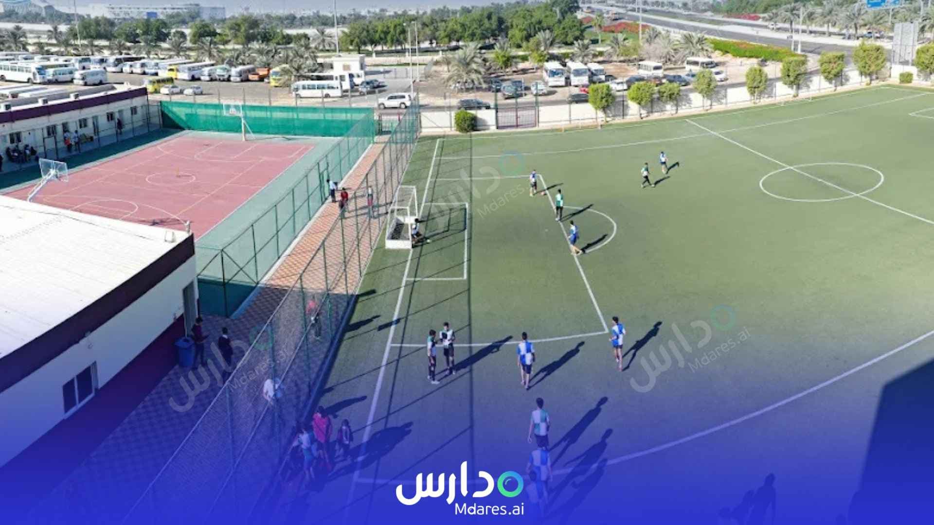 منهج The Cambridge High School Abu Dhabi