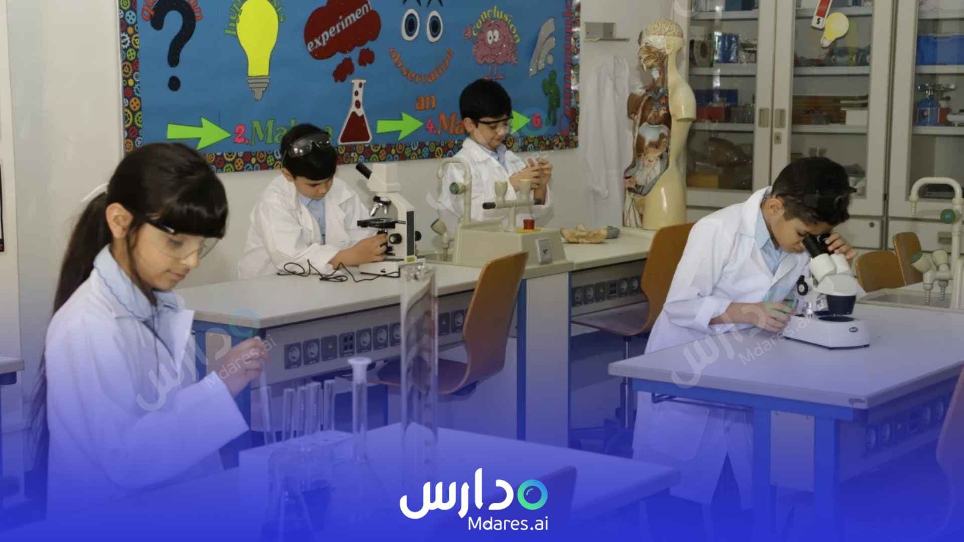 رسوم Dubai National School Dubai