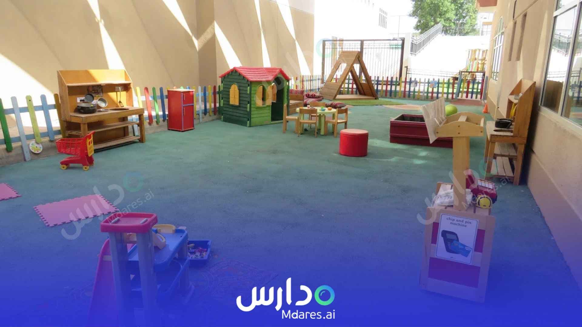 مواعيد Star International School Dubai