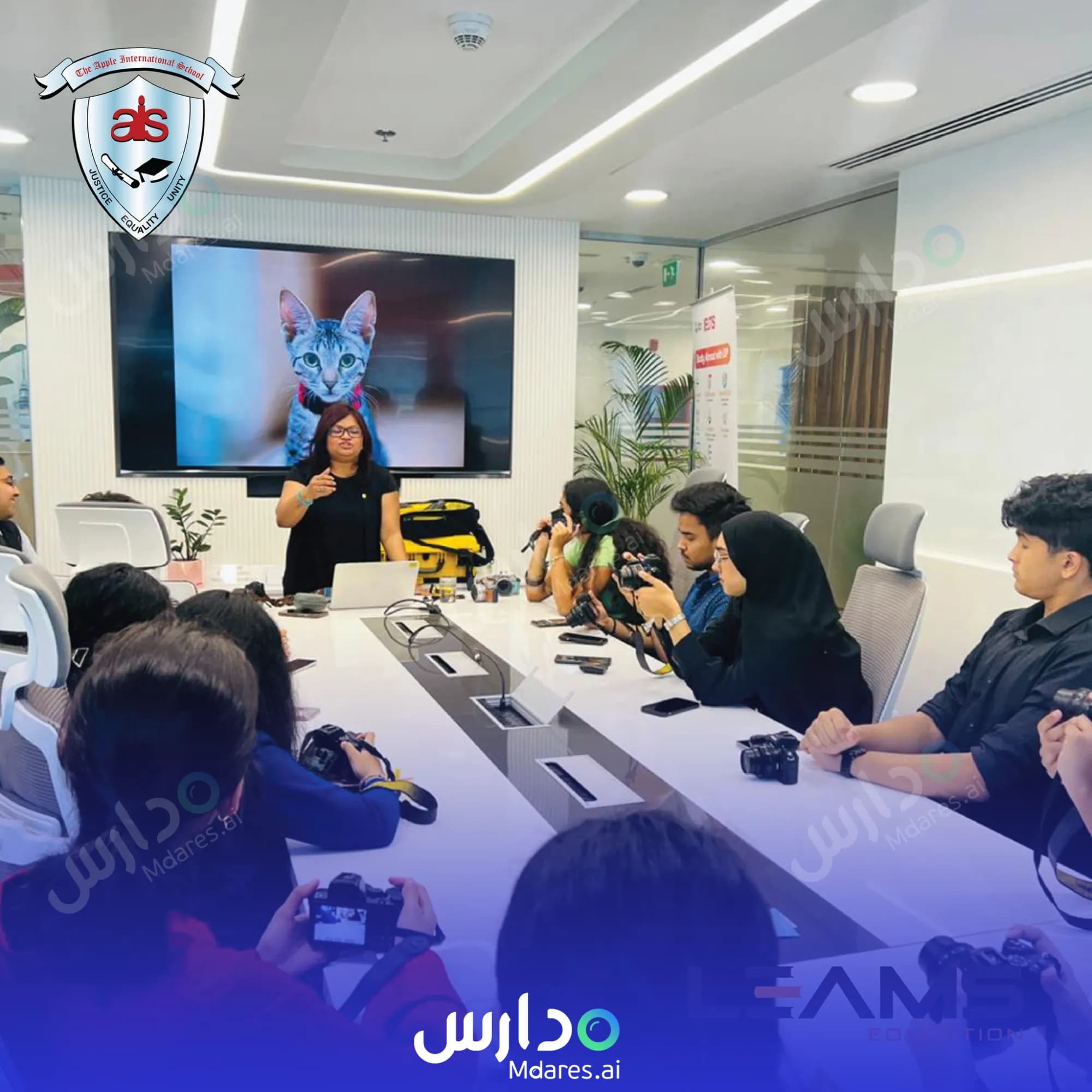 منهج The Apple International School Secondary Campus Dubai