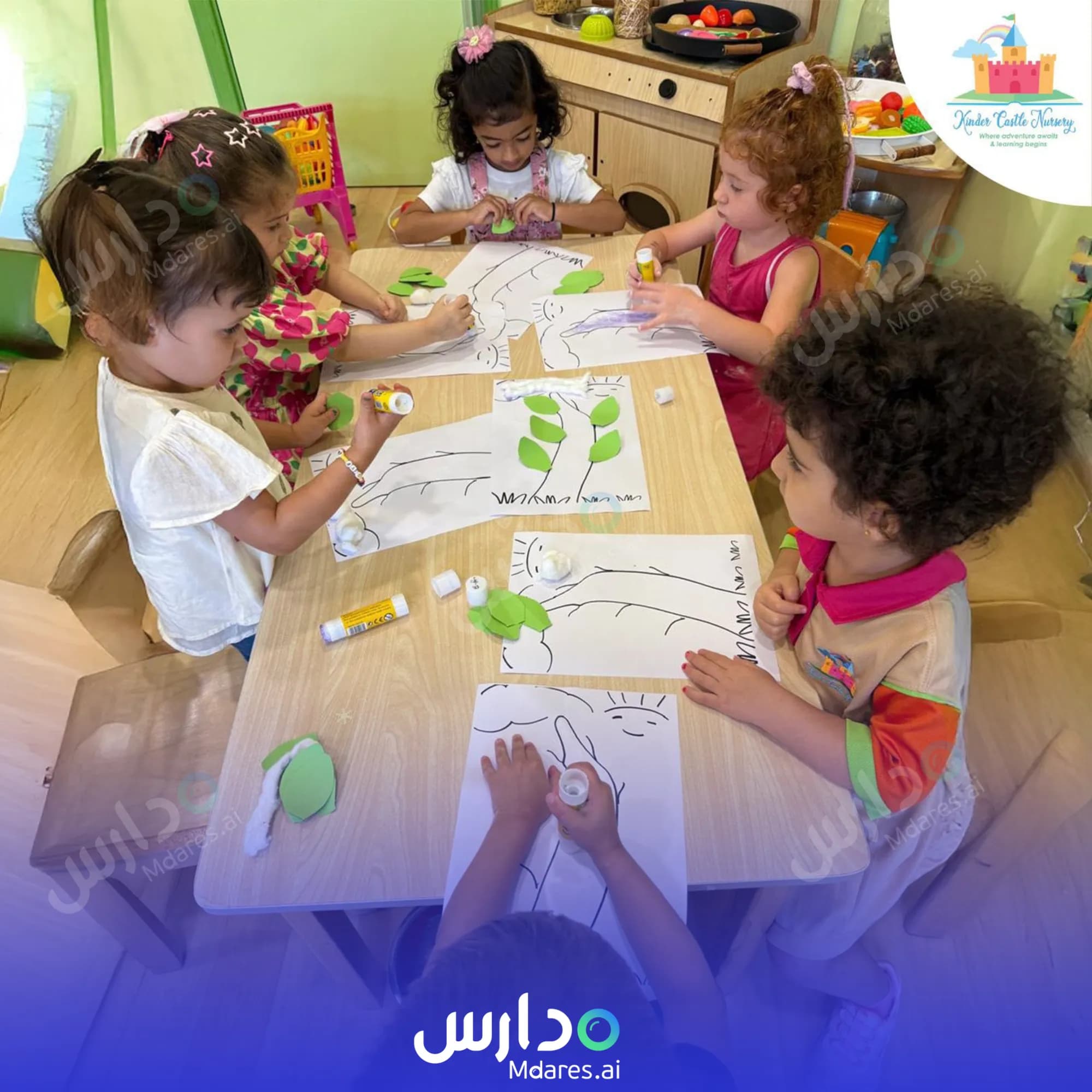 مواعيد حضانة كيندر كاسل دبي