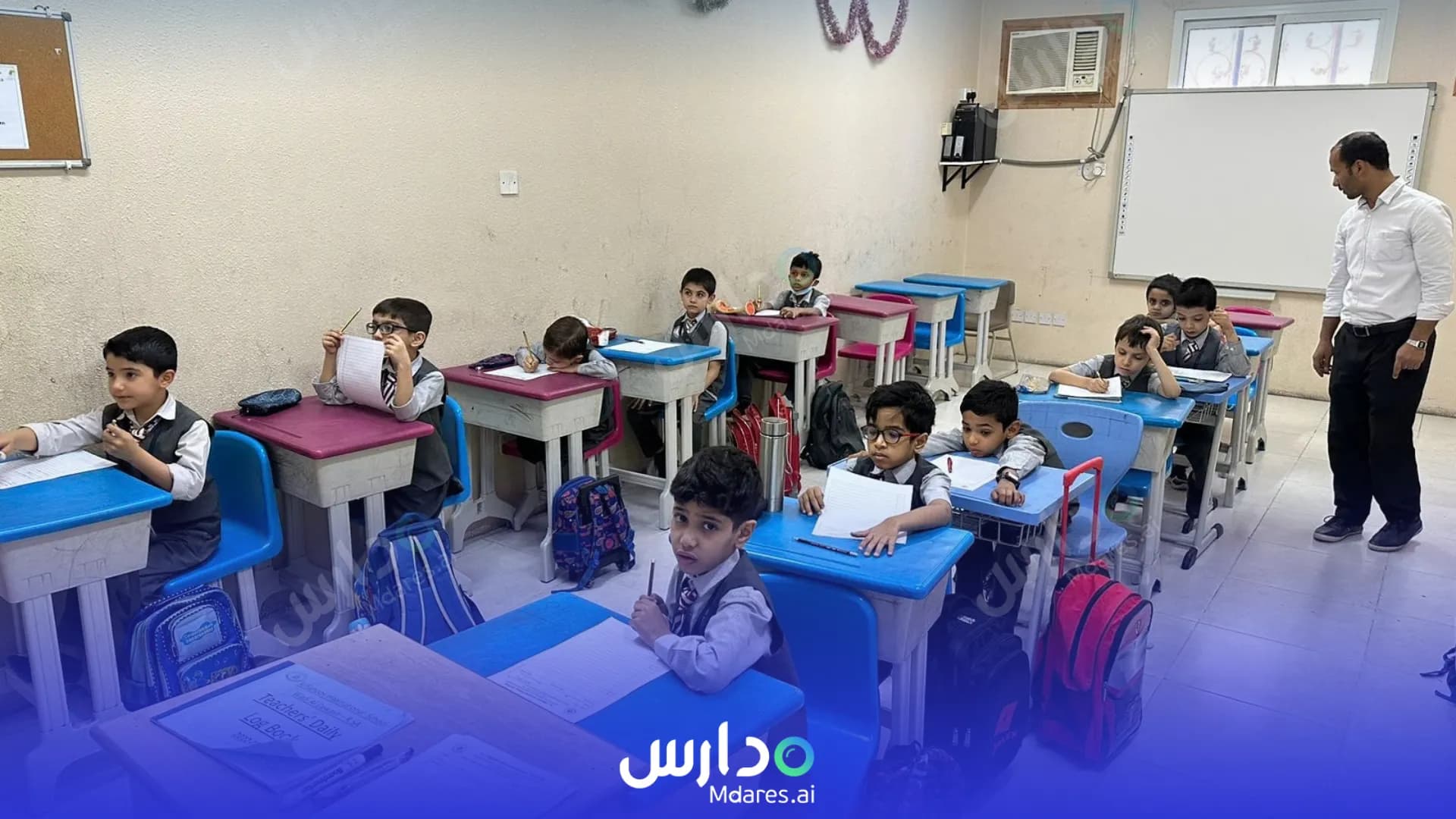 مواعيد مدارس الفانوس العالمية وادي الدواسر